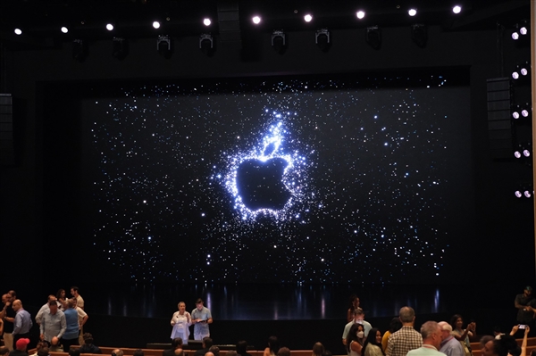 2022苹果秋季发布会直播汇总：现场最新画面来了！iPhone14将正式