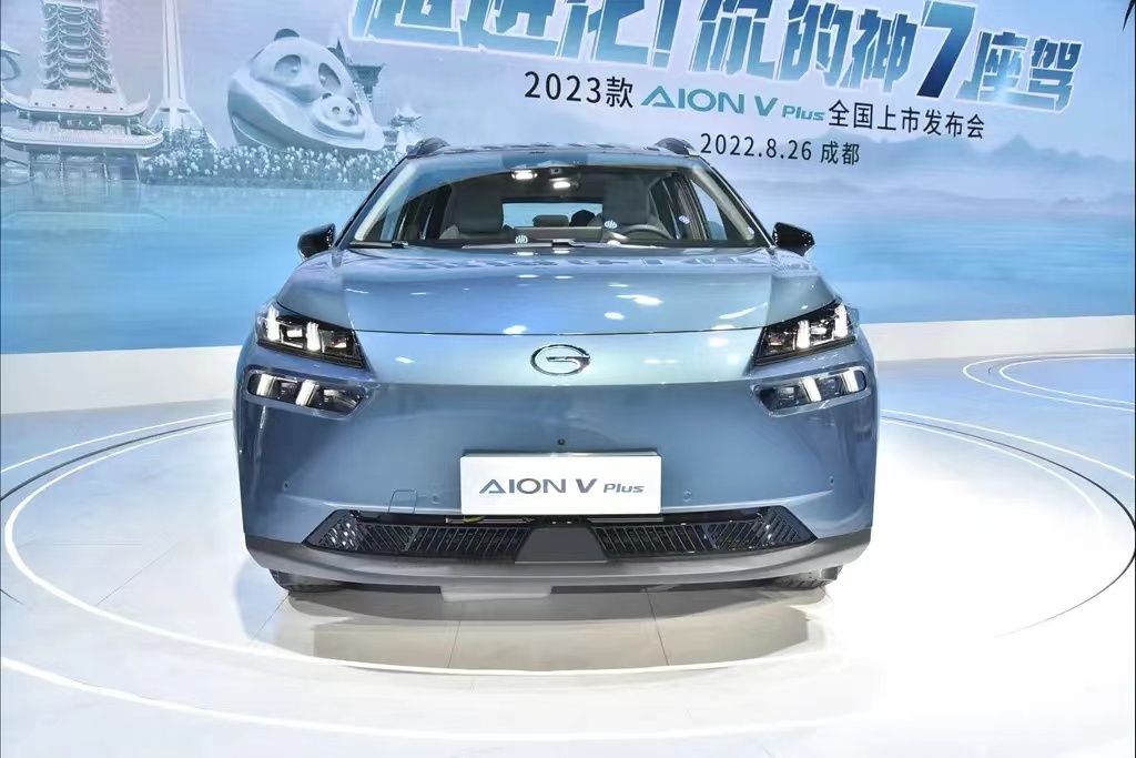 广汽埃安月销量持续领跑2023款广汽埃安AIONVPlus正式上市