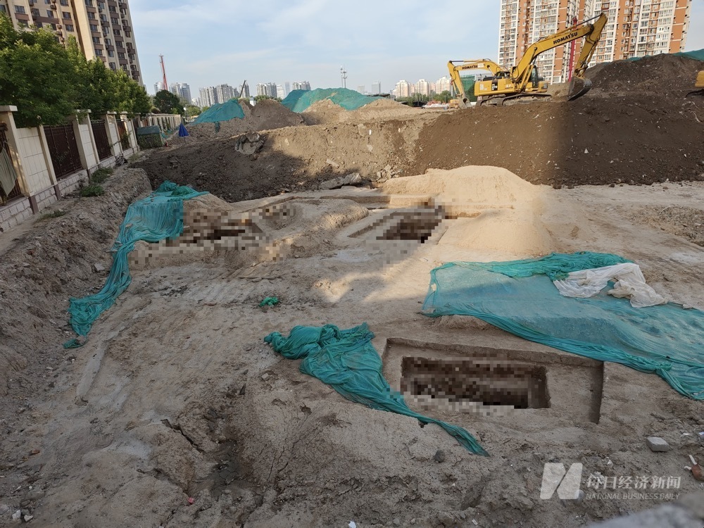 一边挖古墓一边建豪宅：北京这个单价10万+“倒挂神盘”最近有点烦