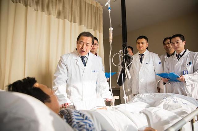 鞋拔子的创新从何来专访浙医二院骨科主任严世贵