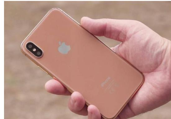 话说小妹周末陪通同学去买了iphone 8 plus ,跑了3家电器店,不是没货