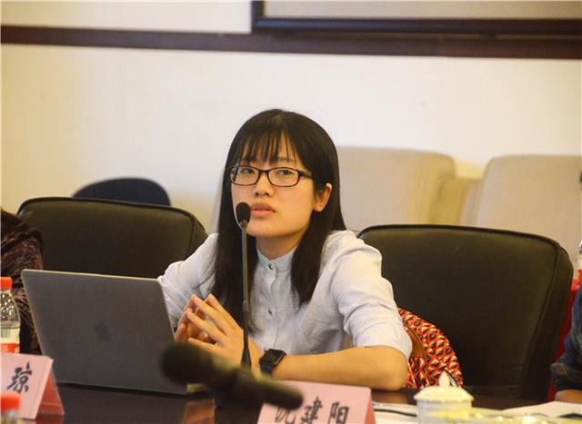 北京上海学者深度研究东莞作家柳冬妩与丁燕