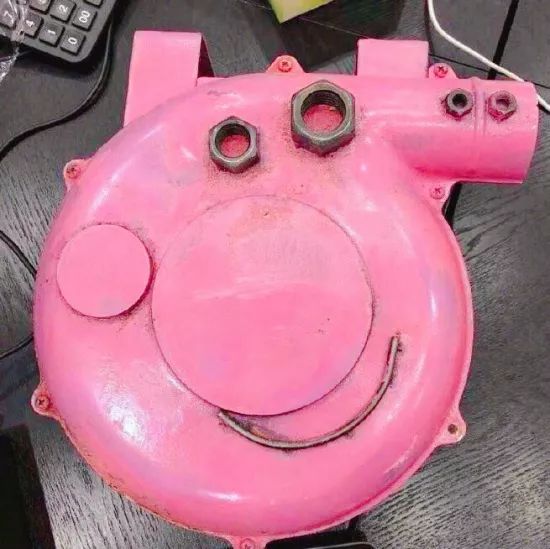 啥是佩奇刷爆朋友圈,这只小猪为何这么火?