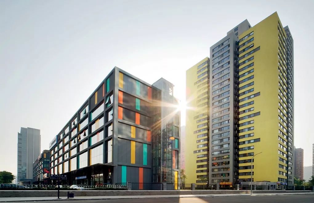 阳光100中国遭遇股价泥石流 次日小幅反弹美元