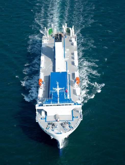 日本下关滚装快船理想之国首航丨航运界