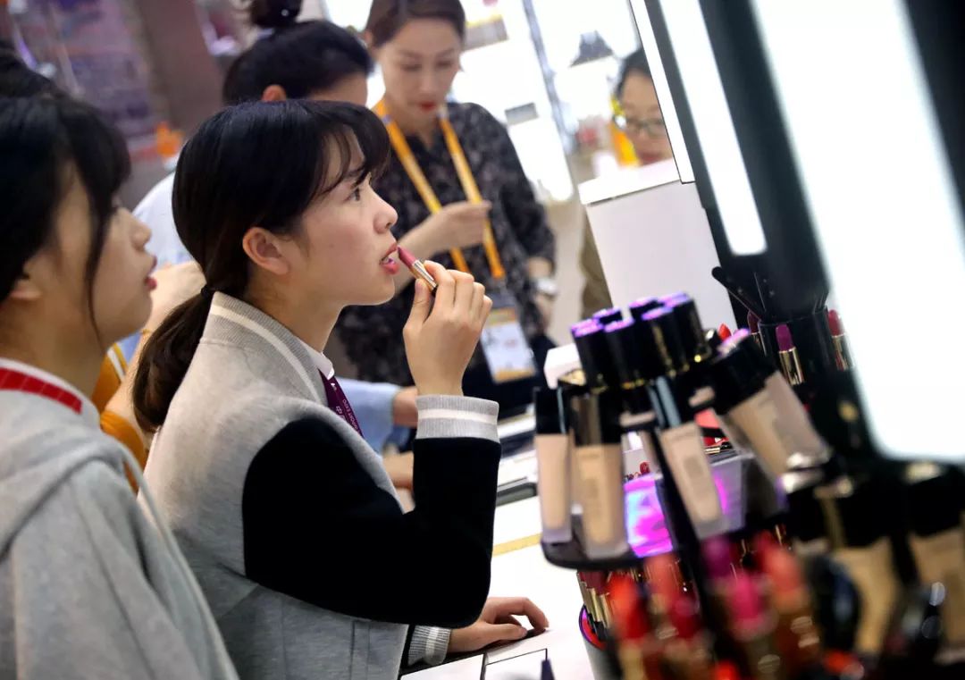 2019世界女首富:资产超出马云700亿元!