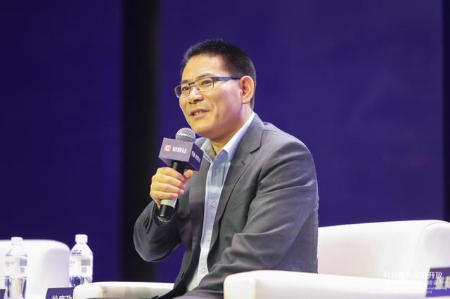 波司登羽绒服装有限公司总经理芮劲松经人介绍了解到君智这家专注企业