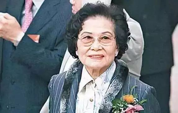 香江恩仇录——首富谢幕,谁来延续"香港四大家族"的辉煌?