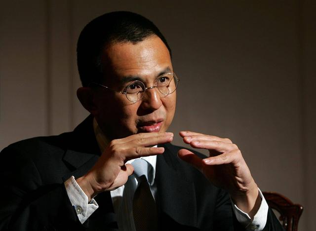 香港四大家族交棒财富高达千亿美元有人因兄弟内讧进监狱