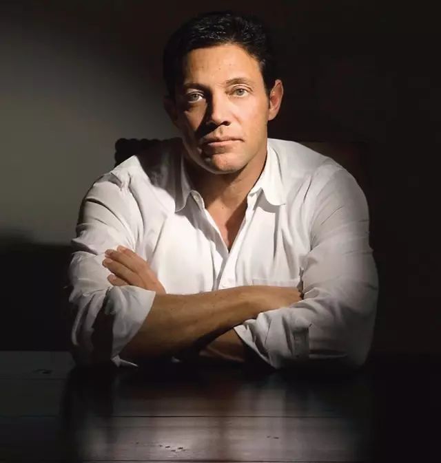 他是《华尔街之狼》原型,3分钟赚入1250万美