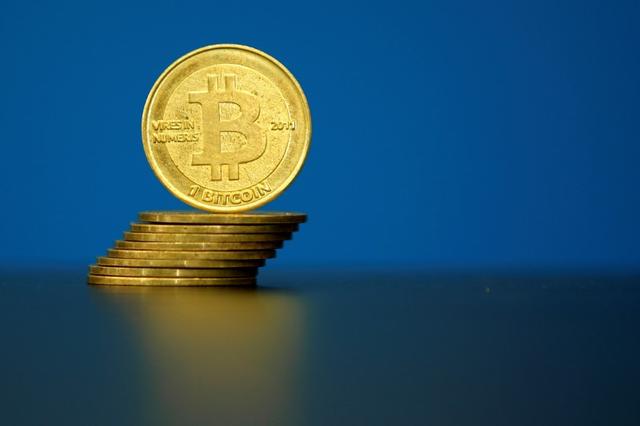 比特币 下跌10%