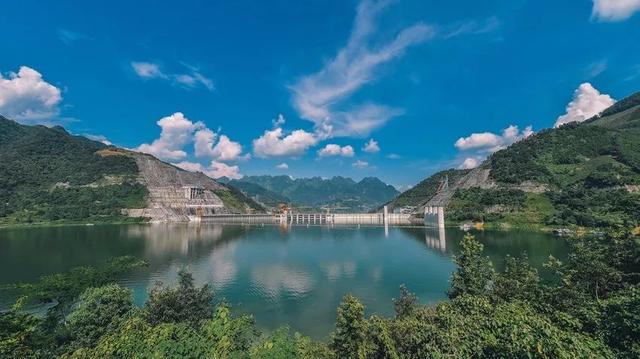 中国多晶硅生产：从受制于人到领跑世界 | 壮丽70年 奋斗新时代