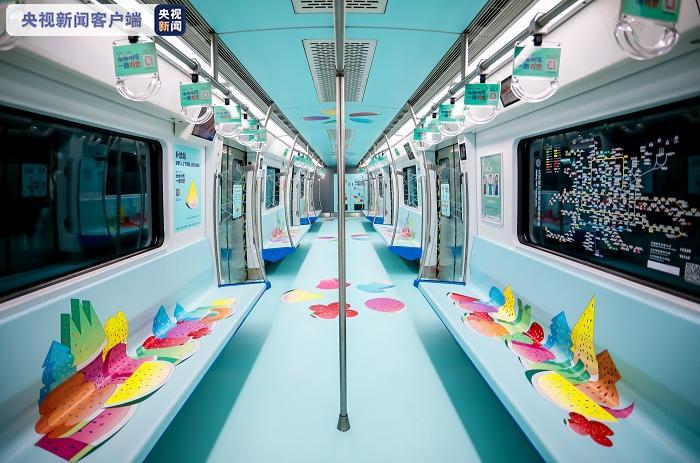 “未来列车”什么样？北京地铁7号线列车变身艺术空间 为乘客带来全新体验