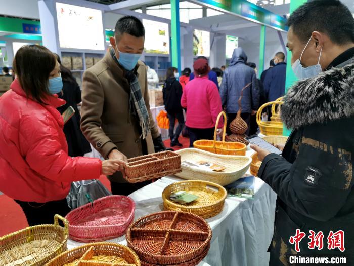 第六届汉江流域农业博览会在湖北襄阳开幕