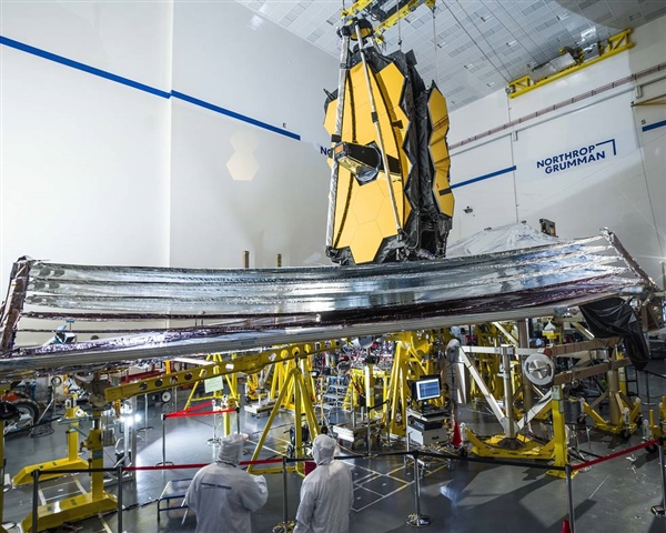 耗资100亿美元 美国韦伯太空望远镜完成关键测试：2021年发射