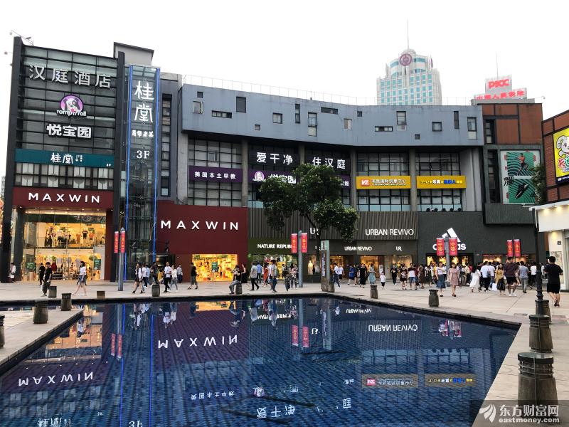 旅游市场恢复带动餐饮行业营业额增长