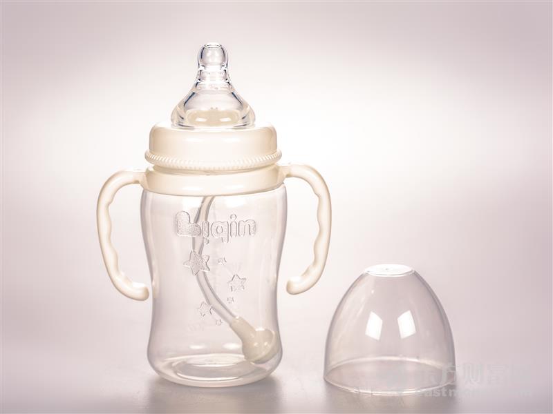 梁建章建议：生一个孩子奖励100万