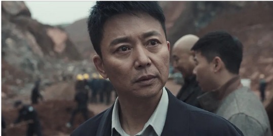 刘奕君饰演的何勇是个绝对的正面角色.