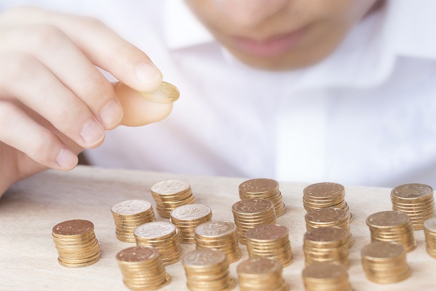 特斯拉一夜蒸发700亿美元 马斯克近1个月套现109亿美元