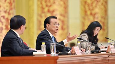 李克强：给“骑手们”系上“安全带”