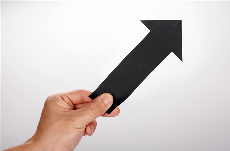 基准利率不变、加息预期提前 美股集体上涨